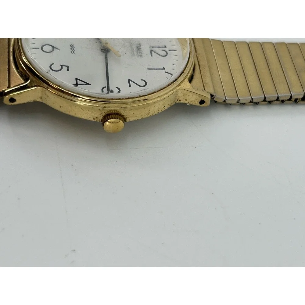Vintage Mens Timex Quartz Watch Gold Color With Stainless Steel Band